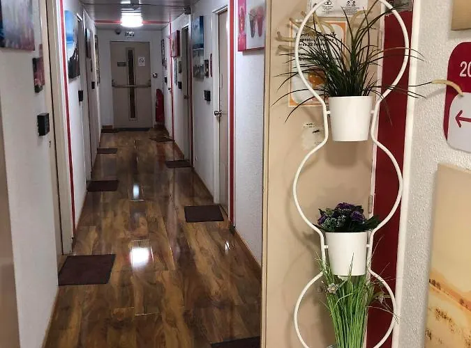 Hotel N&z *